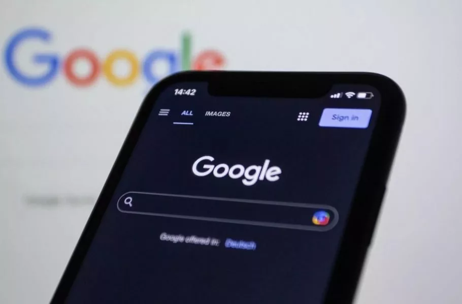 پاسخ‌های اشتباه AI Overviews در بخش جستجوی گوگل