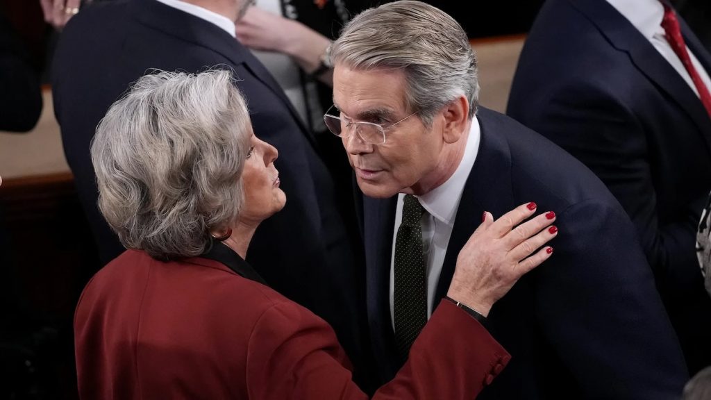 آنتروپیک و دولت آمریکا