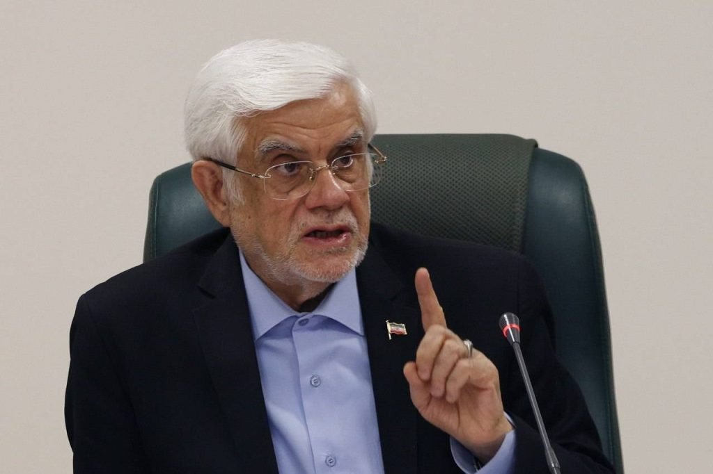 عارف: گام اول بازگشایی فضای مجازی برداشته شد