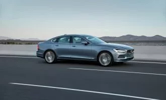 ولوو S90