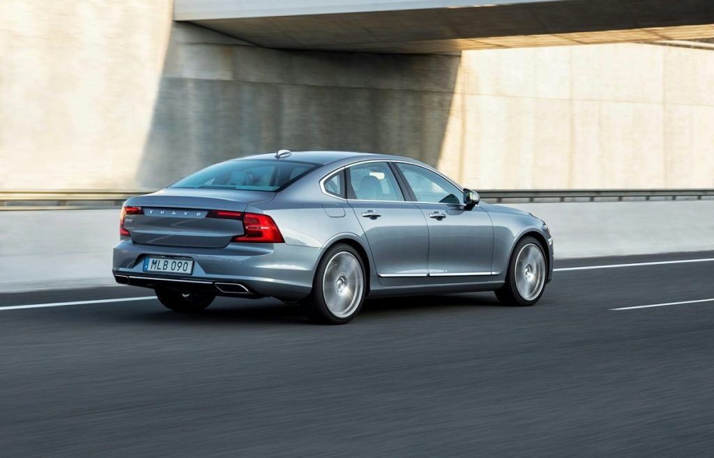 ولوو S90