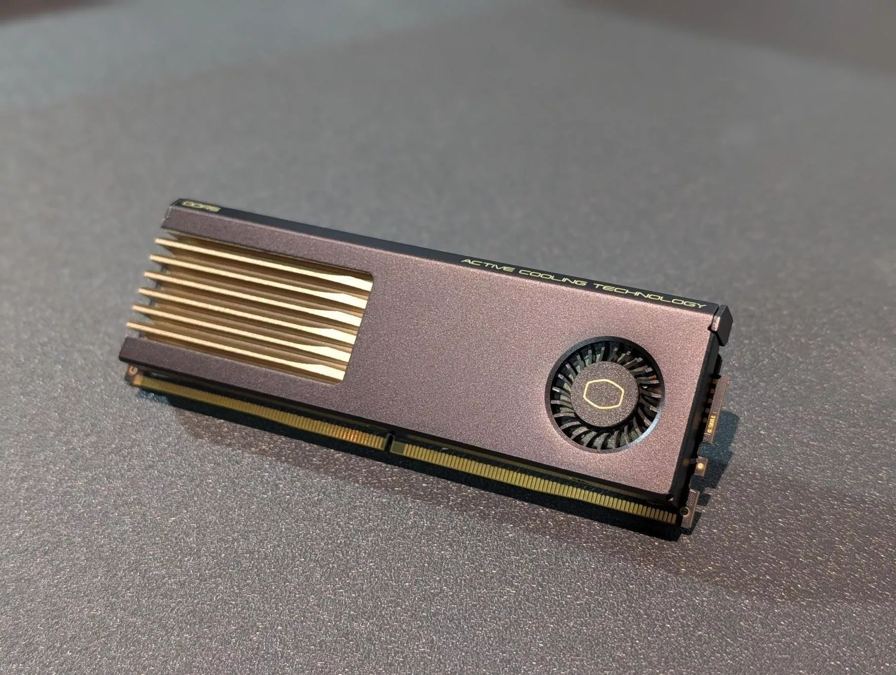 همکاری کولر مستر و جی‌اسکیل: معرفی رم‌های DDR5 مجهز به فن MasterDIMM AC