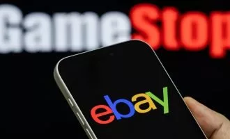 GameStop و eBay