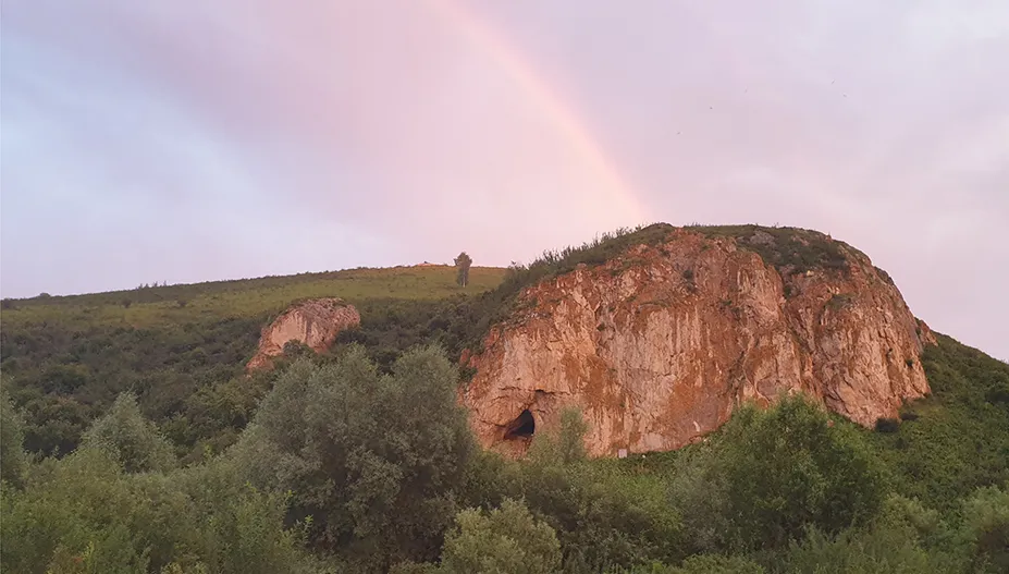نئاندرتال‌ها با دندان‌پزشکی آشنا بودند؛ کشف دندان ۶۰ هزار ساله با آثار جراحی در سیبری