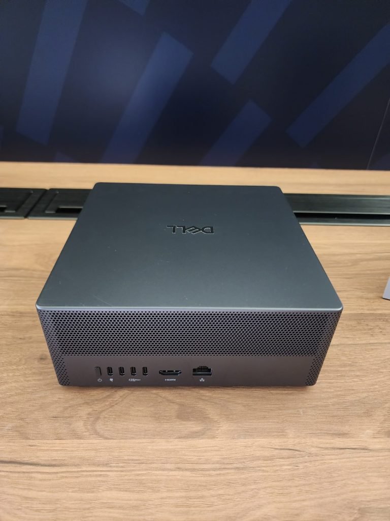 نگاه نزدیک به اولین لپتاپها و مینیپیسیهای RTX Spark معرفیشده در کامپیوتکس نگاه نزدیک به اولین لپتاپها و مینیپیسیهای RTX Spark معرفیشده در کامپیوتکس
