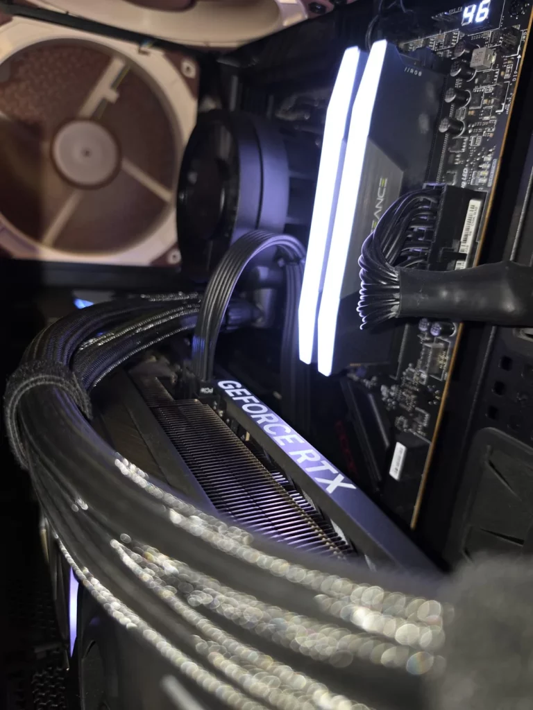 وسواس بیش از حد کار دست کاربر داد؛ خرابی کانکتور RTX 5090 بر اثر قطع و وصل مکرر