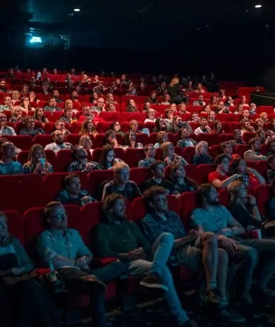 تأثیر رفتن به سینما بر پیری بیولوژیکی