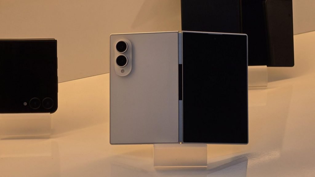 فولد ۸ واید