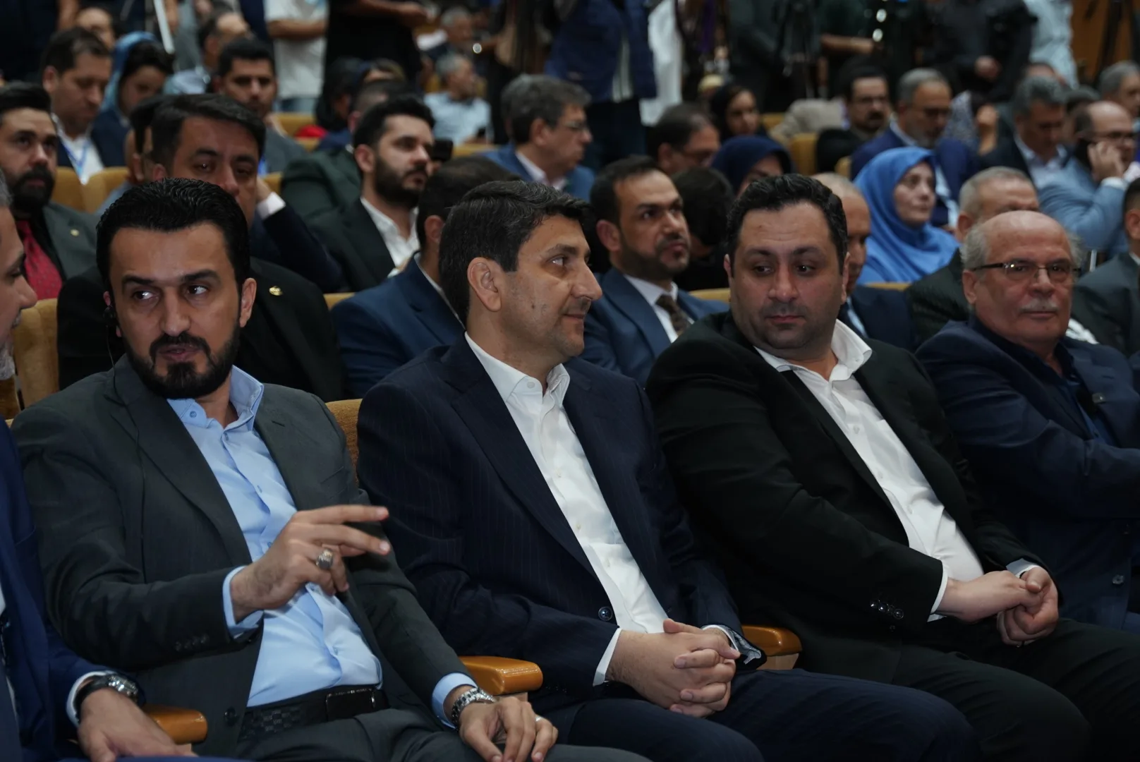 نمایشگاه الکامپ ۲۹ با حضور وزرای ارتباطات ایران و عراق افتتاح شد