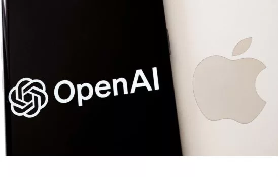 OpenAI و اپل