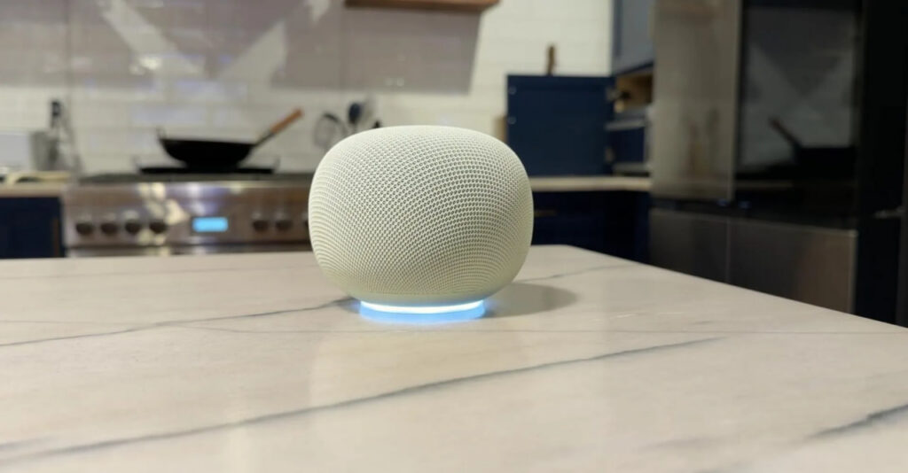 اسپیکر هوشمند <a href='https://sayeb.ir/tag/%da%af%d9%88%da%af%d9%84'></div>گوگل</a>