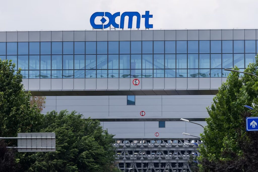 دستاورد بزرگ CXMT؛ تراشهساز چینی تولید آزمایشی حافظههای HBM3E را آغاز کرد دستاورد بزرگ CXMT؛ تراشهساز چینی تولید آزمایشی حافظههای HBM3E را آغاز کرد