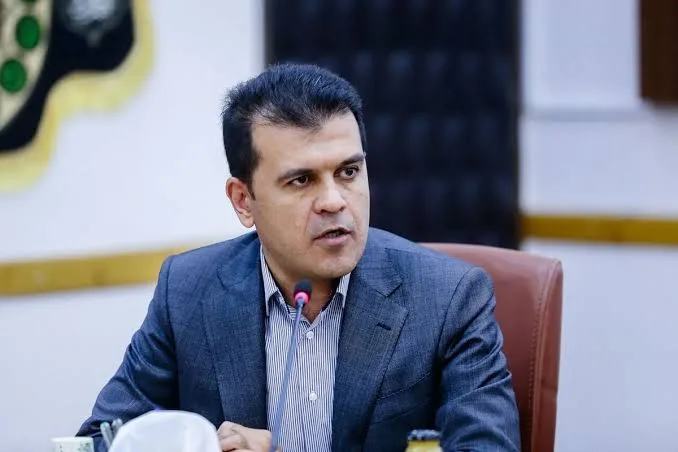 معاون علمی رئیس‌جمهور: ۸۳ درصد رتبه‌های برتر کنکور در ایران مانده‌اند