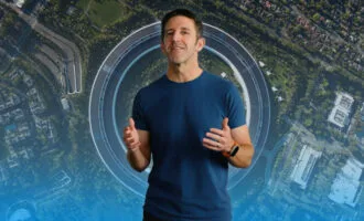 جان ترنوس و اپل پارک