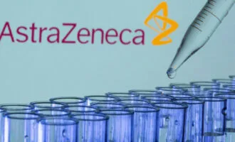 کارآزمایی بالینی آسترازنکا