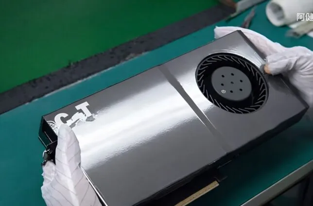 کارت گرافیک RTX 5090 هنوز در چین تولید میشود و به سرورهای هوش مصنوعی میرسد کارت گرافیک RTX 5090 هنوز در چین تولید میشود و به سرورهای هوش مصنوعی میرسد