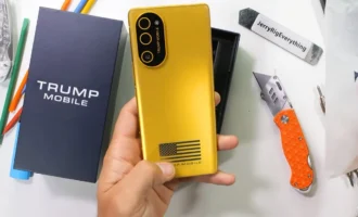 کالبدشکافی گوشی ترامپ نشان داد: سخت‌افزارش فرقی با HTC U24 Pro ندارد [تماشا کنید]