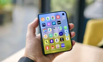 بررسی آیفون Duo