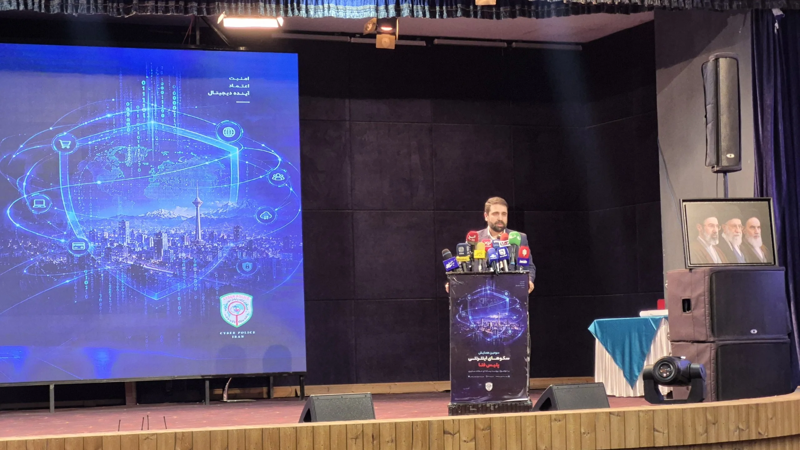دبیر شورای عالی فضای مجازی: فقط یکی از فناوری‌هایمان را برای از کار انداختن استارلینک به کار گرفته‌ایم